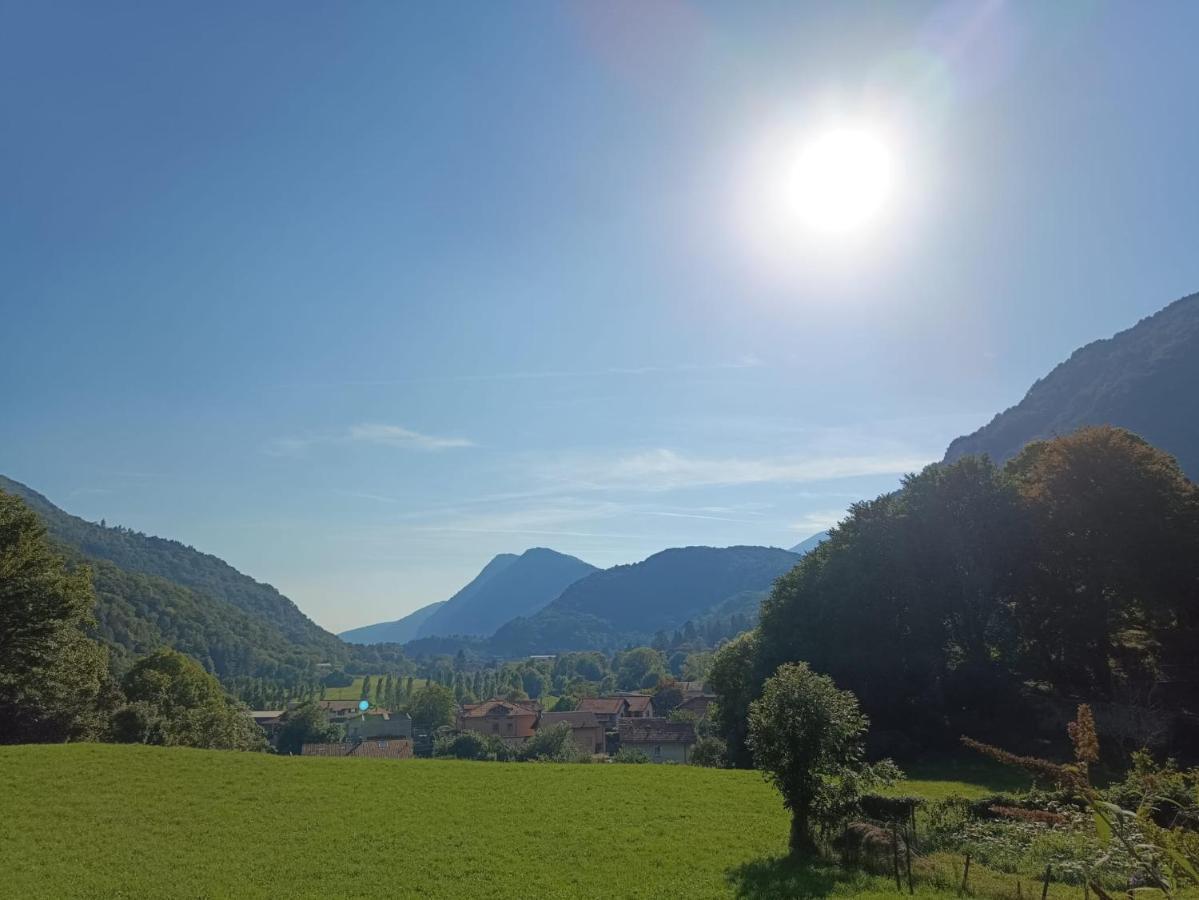 I Tre Moschettoni Lägenhet Valbrona Exteriör bild